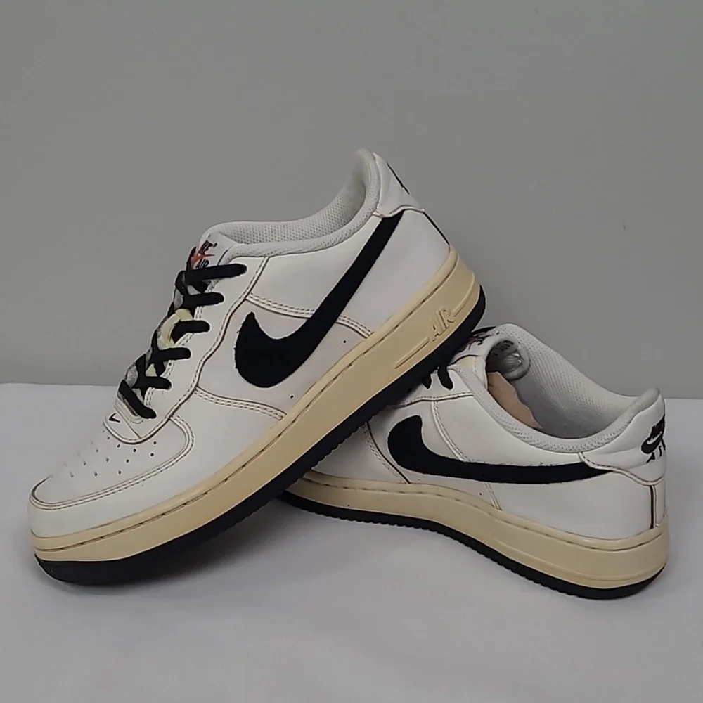 Nike Air Force 1 youth retro shoes US Size 5